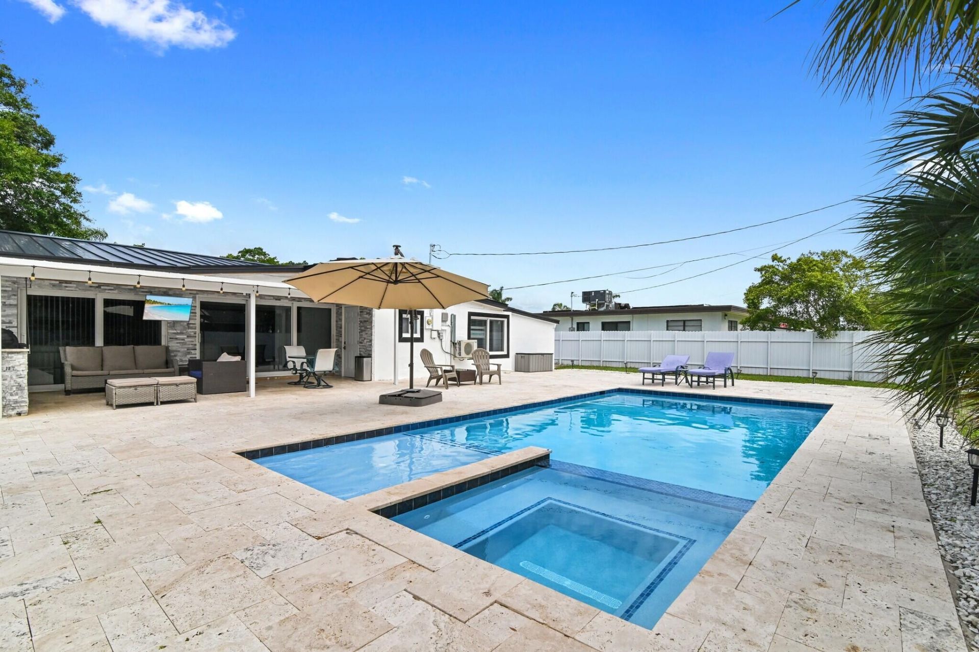 124 Davis Road, Palm Springs, FL 33461 Photo