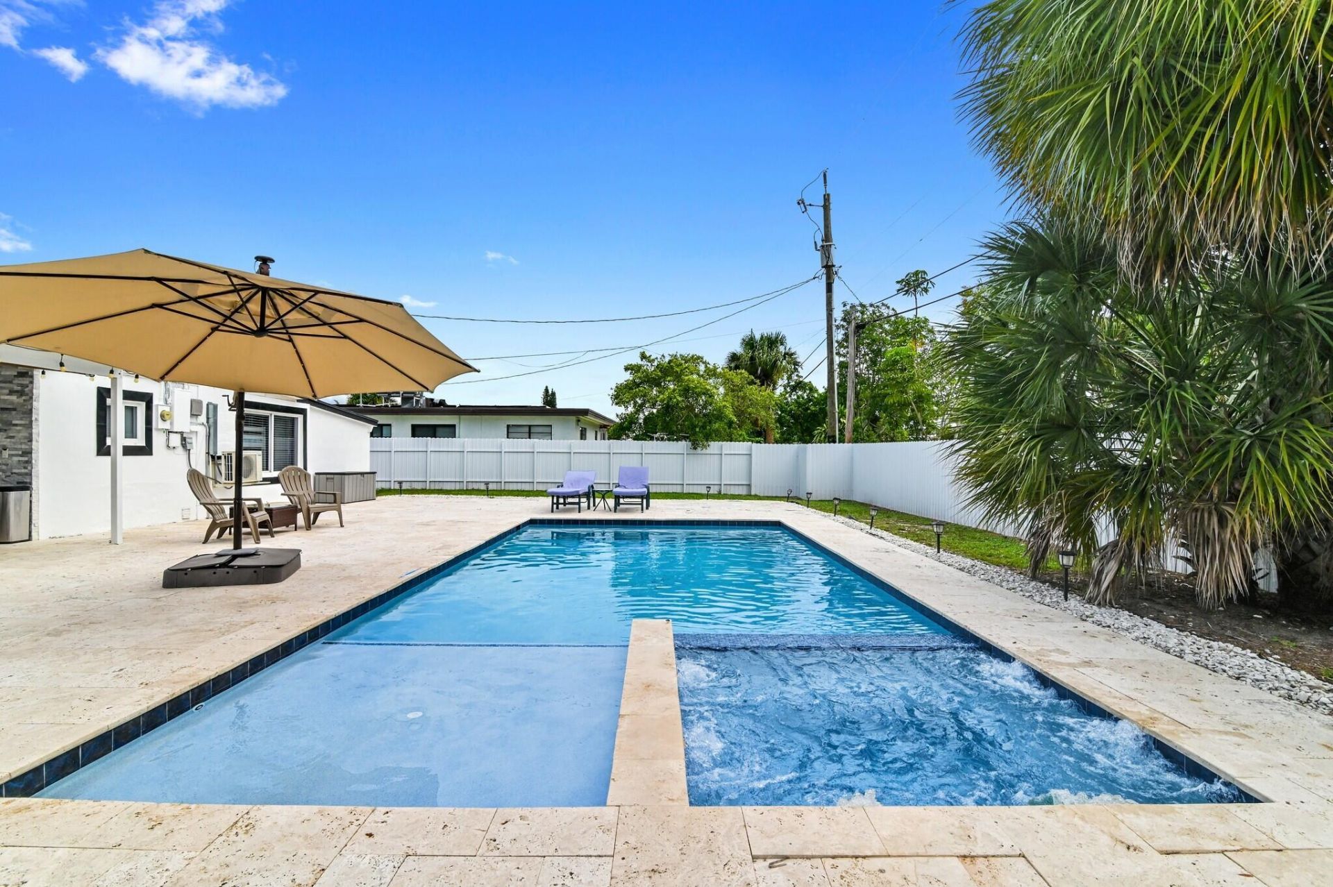 124 Davis Road, Palm Springs, FL 33461 Photo