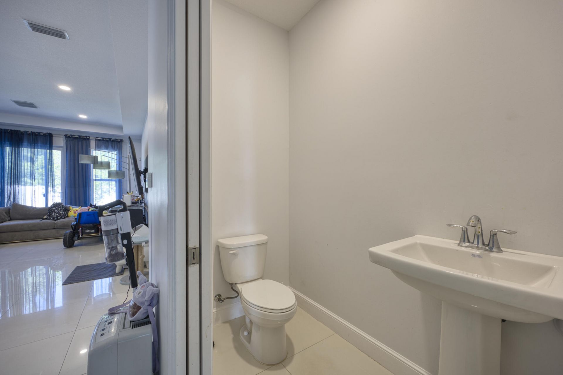 941 Fitch Drive, West Palm Beach, FL 33415 Photo