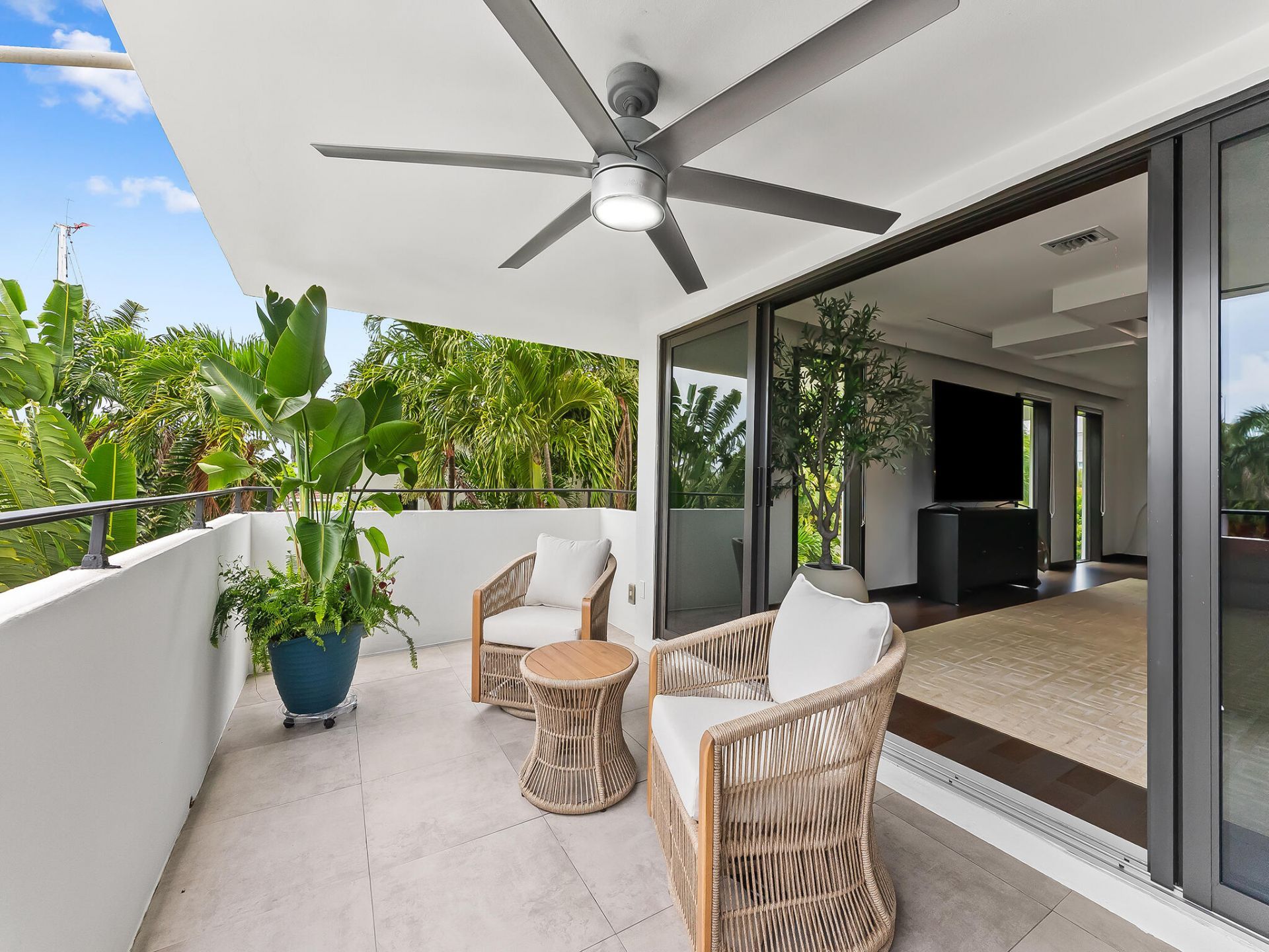 76 Isle Of Venice Drive, Unit G, Fort Lauderdale, FL 33301 Photo