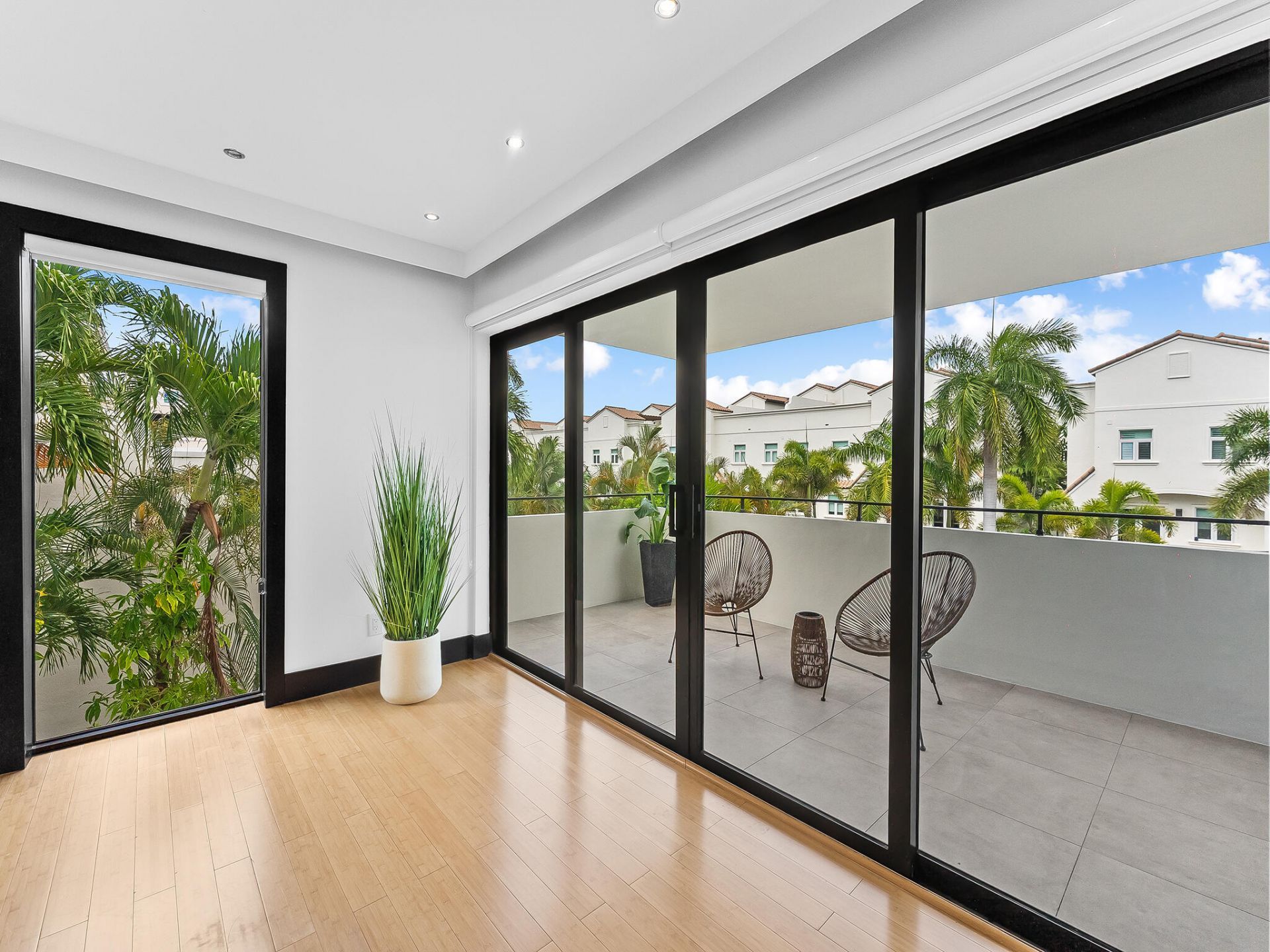 76 Isle Of Venice Drive, Unit G, Fort Lauderdale, FL 33301 Photo