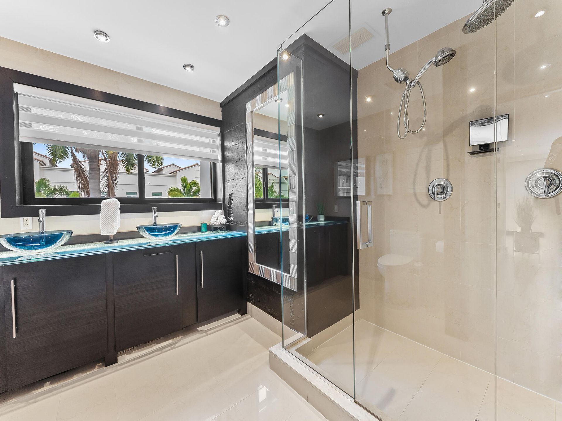 76 Isle Of Venice Drive, Unit G, Fort Lauderdale, FL 33301 Photo