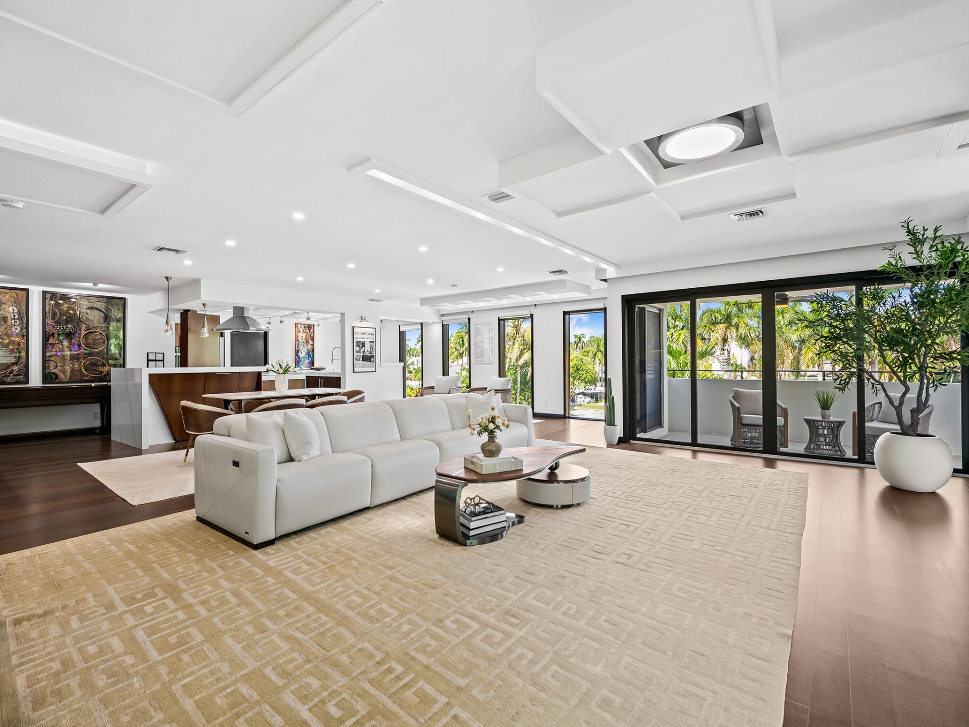 76 Isle Of Venice Drive, Unit G, Fort Lauderdale, FL 33301 Photo