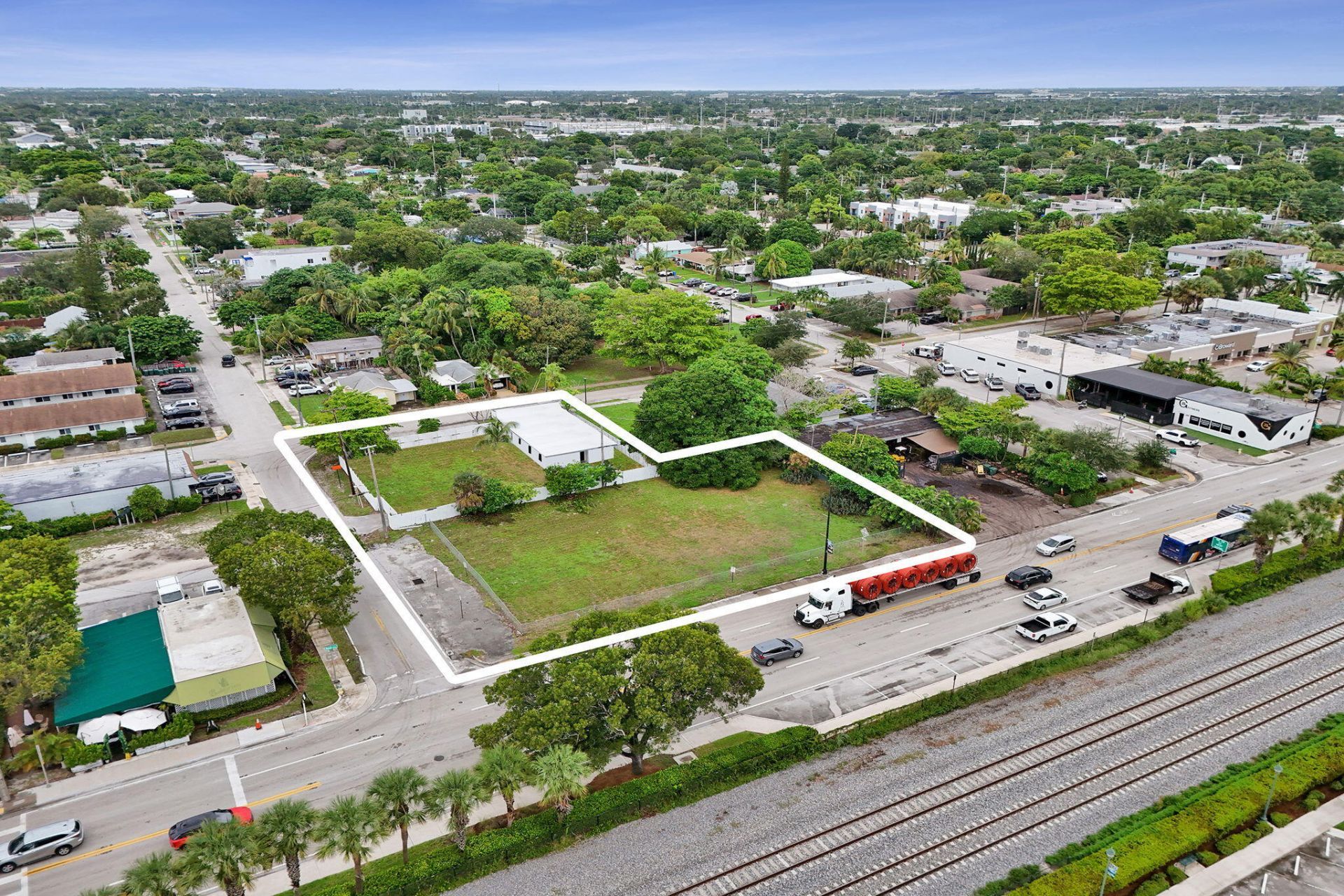 3301 N Dixie Highway, Oakland Park, FL 33334 Photo