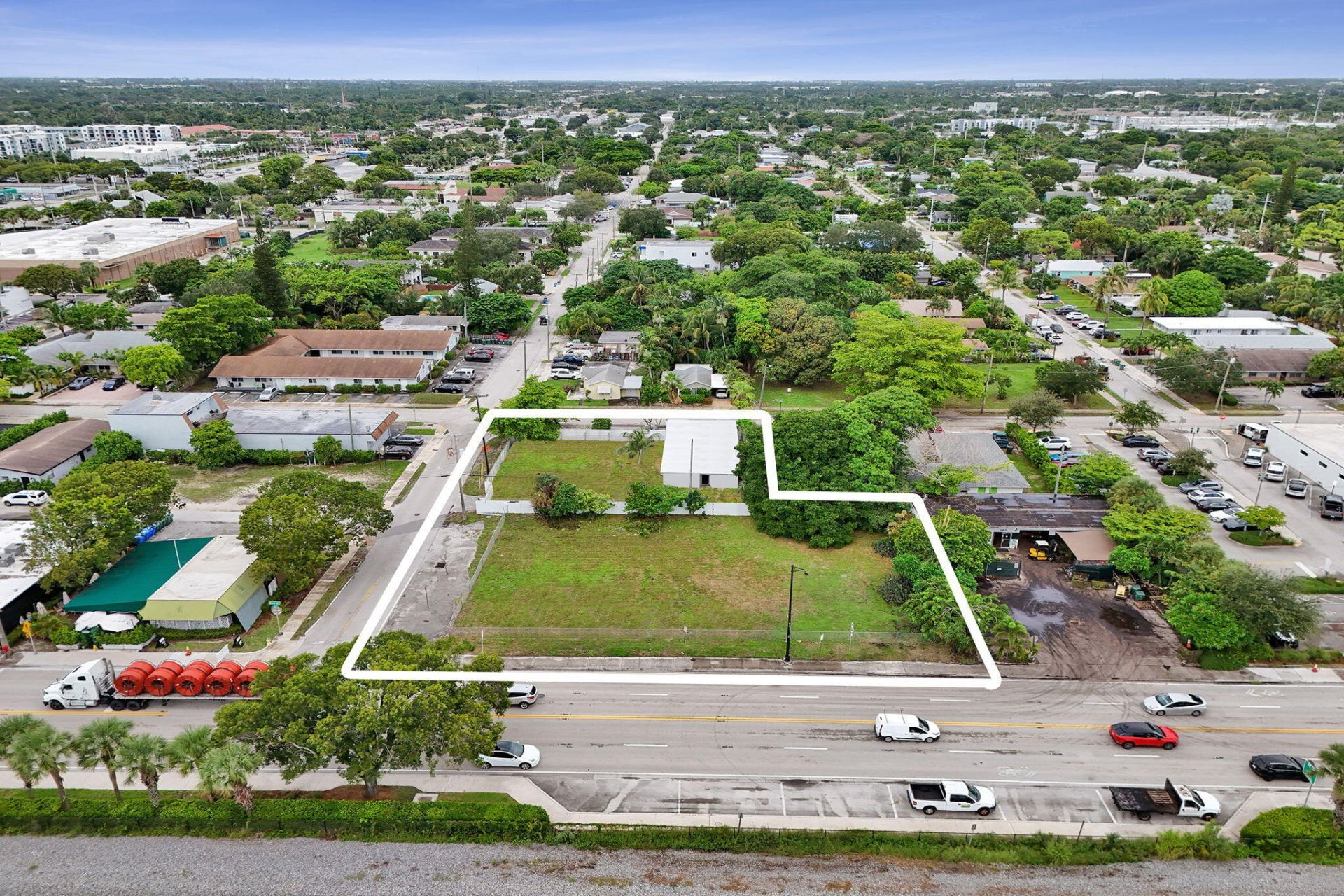 3301 N Dixie Highway, Oakland Park, FL 33334 Photo