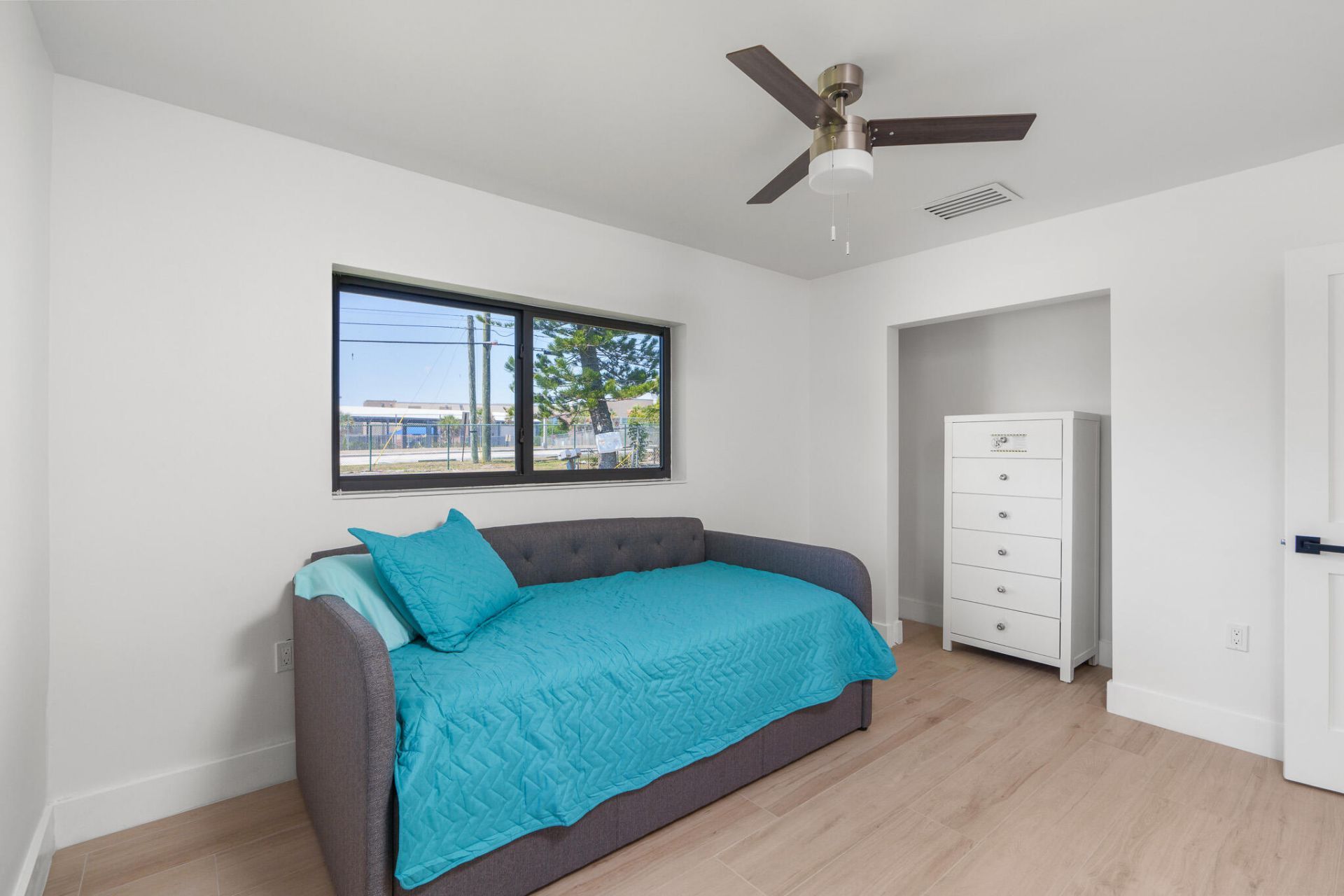 303 De Carie Street, Delray Beach, FL 33444 Photo