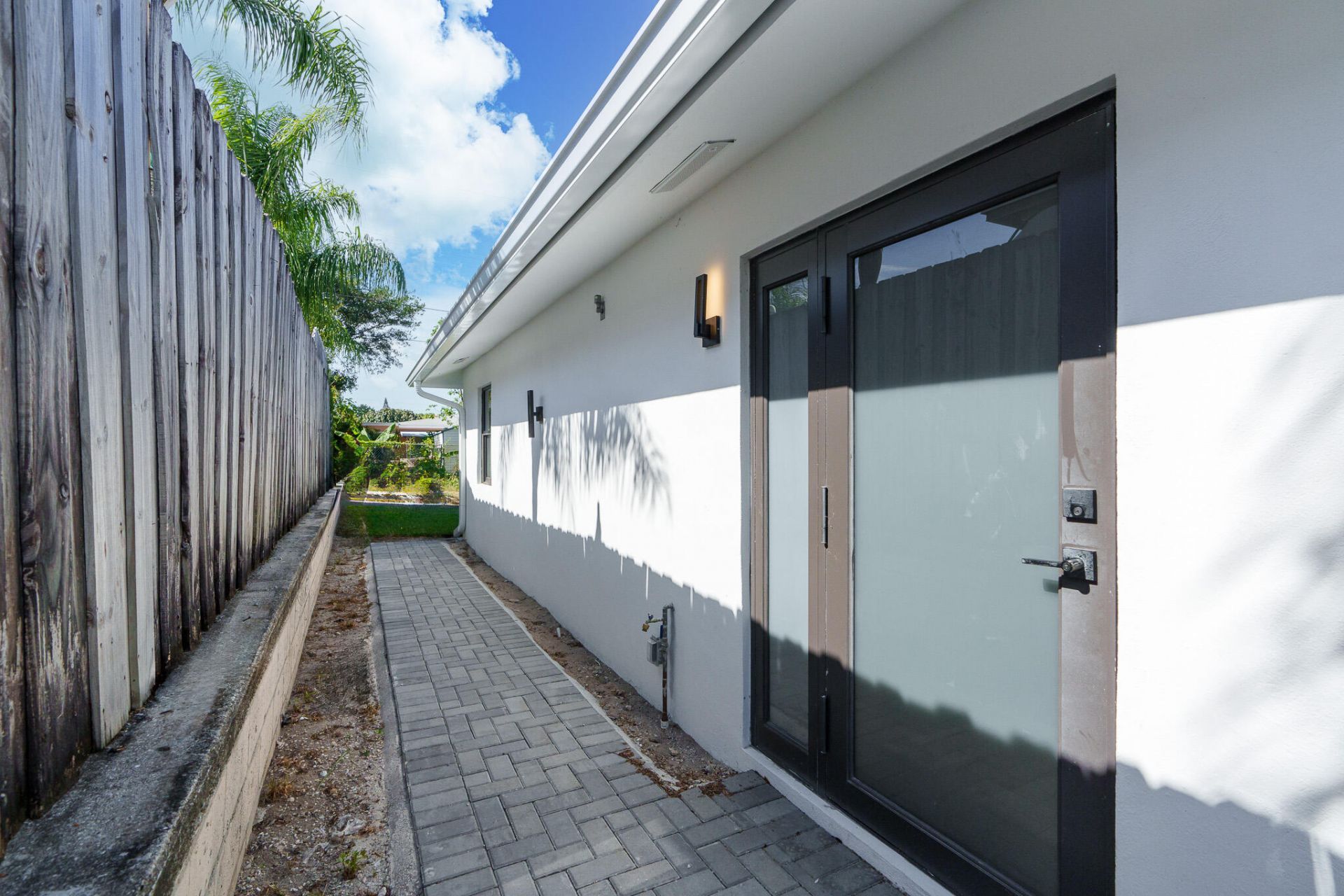 303 De Carie Street, Delray Beach, FL 33444 Photo