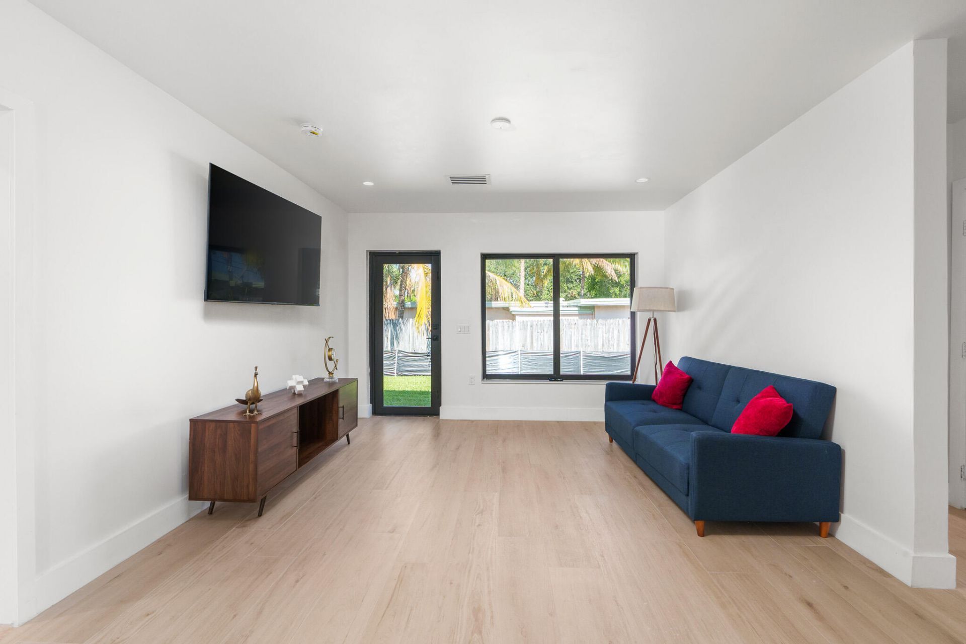 303 De Carie Street, Delray Beach, FL 33444 Photo