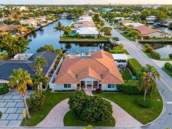 5841 Bayview Drive, Fort Lauderdale, FL 33308
