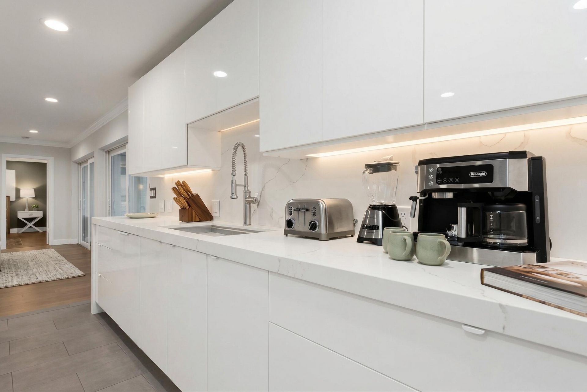5841 Bayview Drive, Fort Lauderdale, FL 33308 Photo