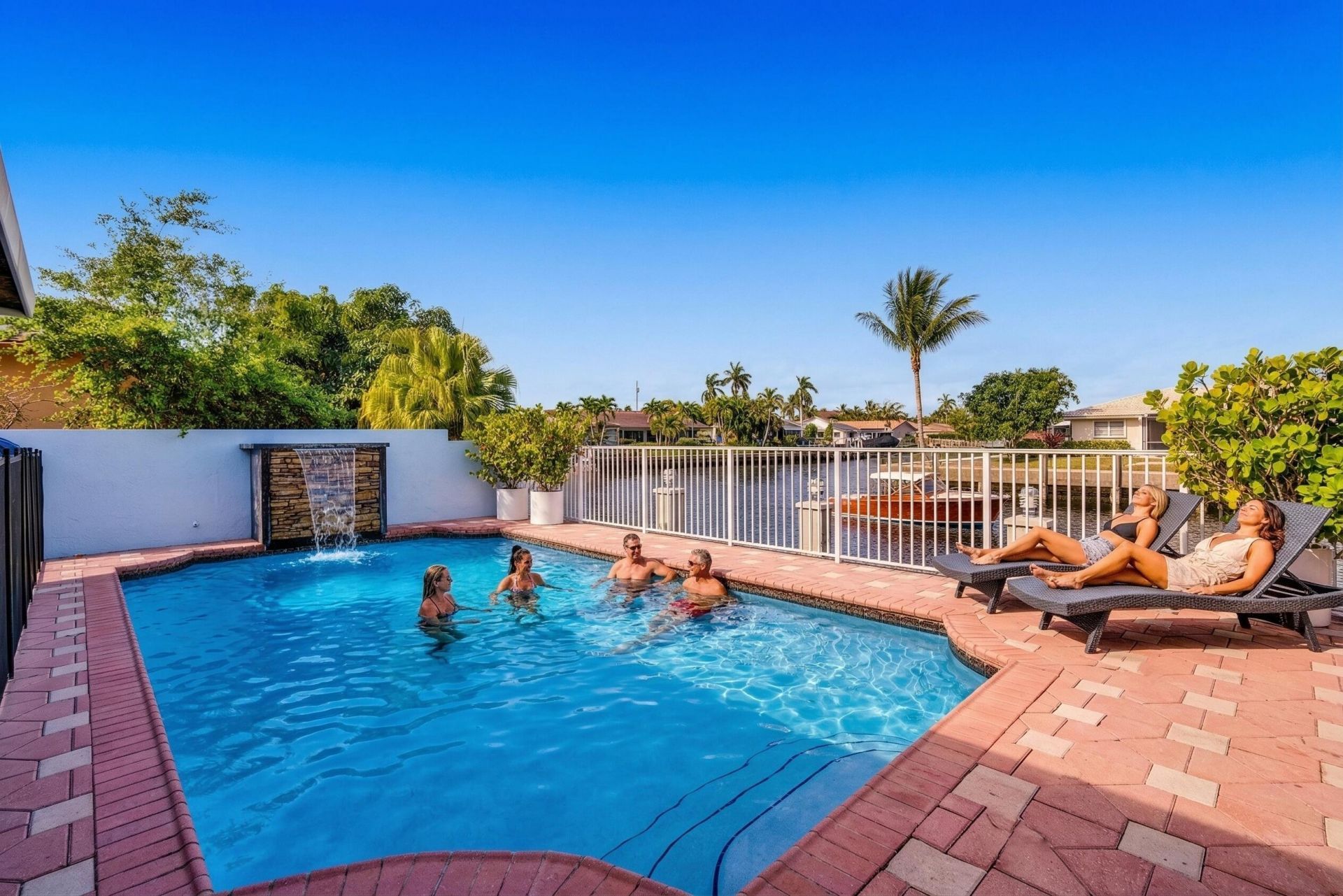 5841 Bayview Drive, Fort Lauderdale, FL 33308 Photo