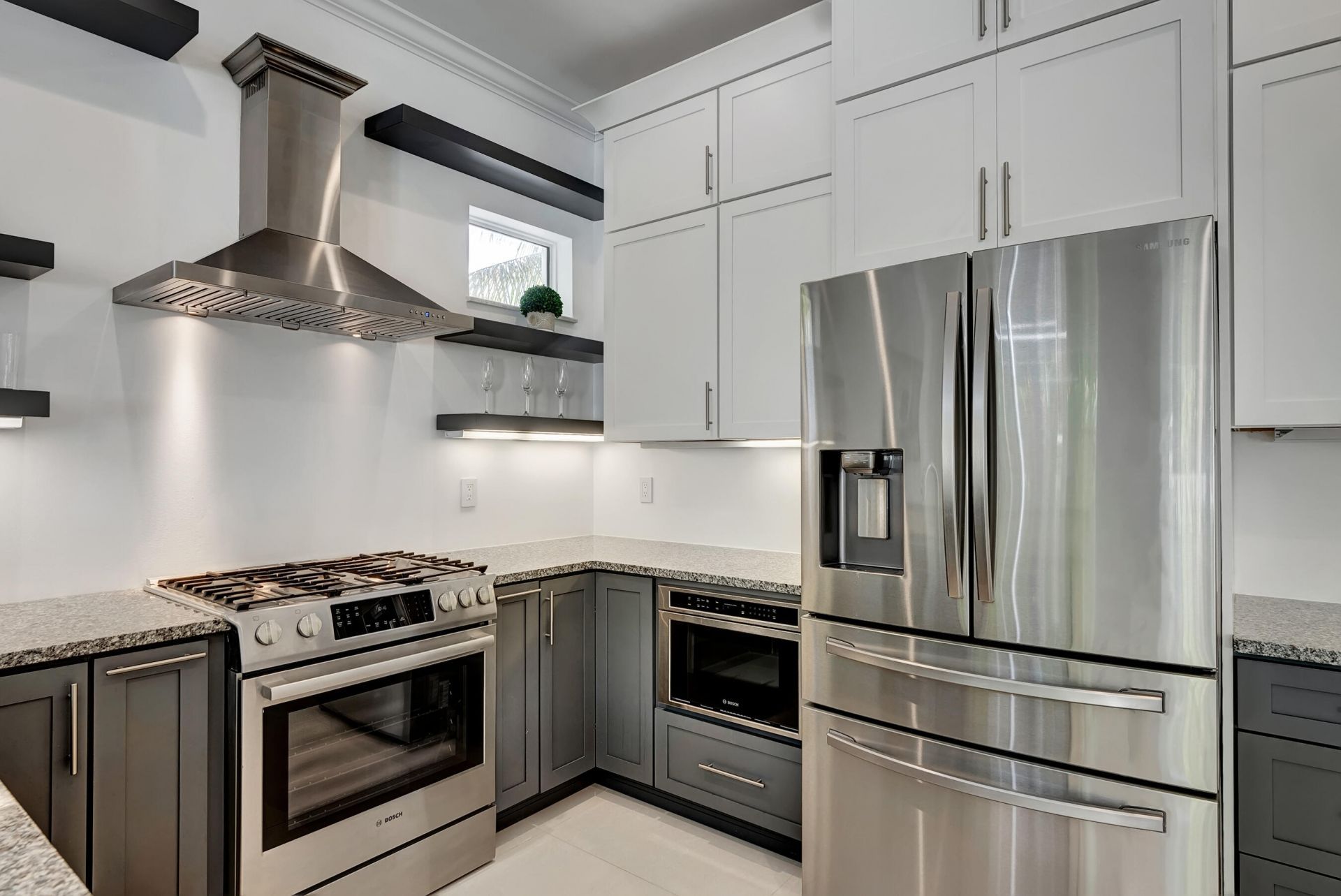 500 NE Wavecrest Way, Boca Raton, FL 33432 Photo