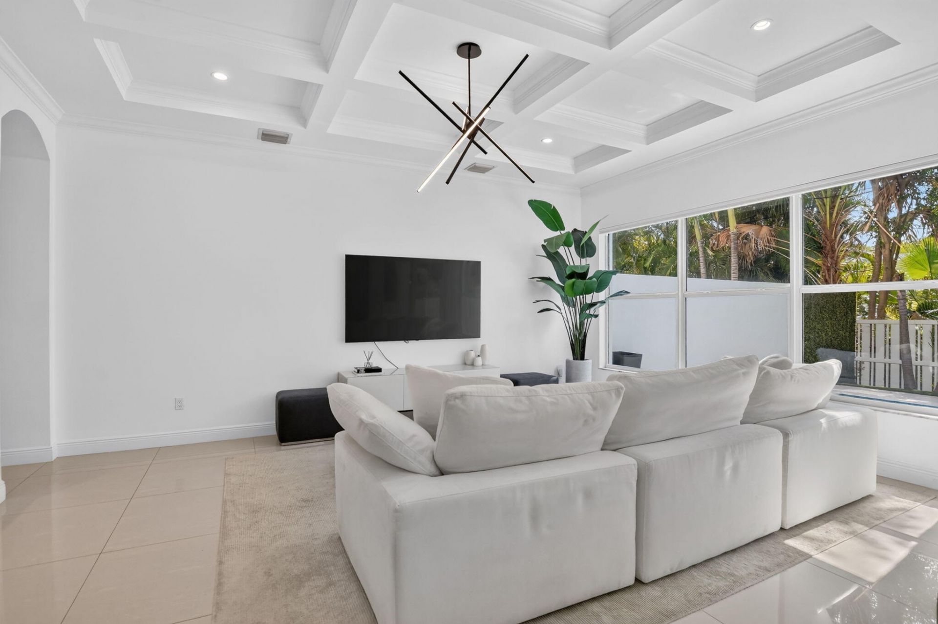 500 NE Wavecrest Way, Boca Raton, FL 33432 Photo