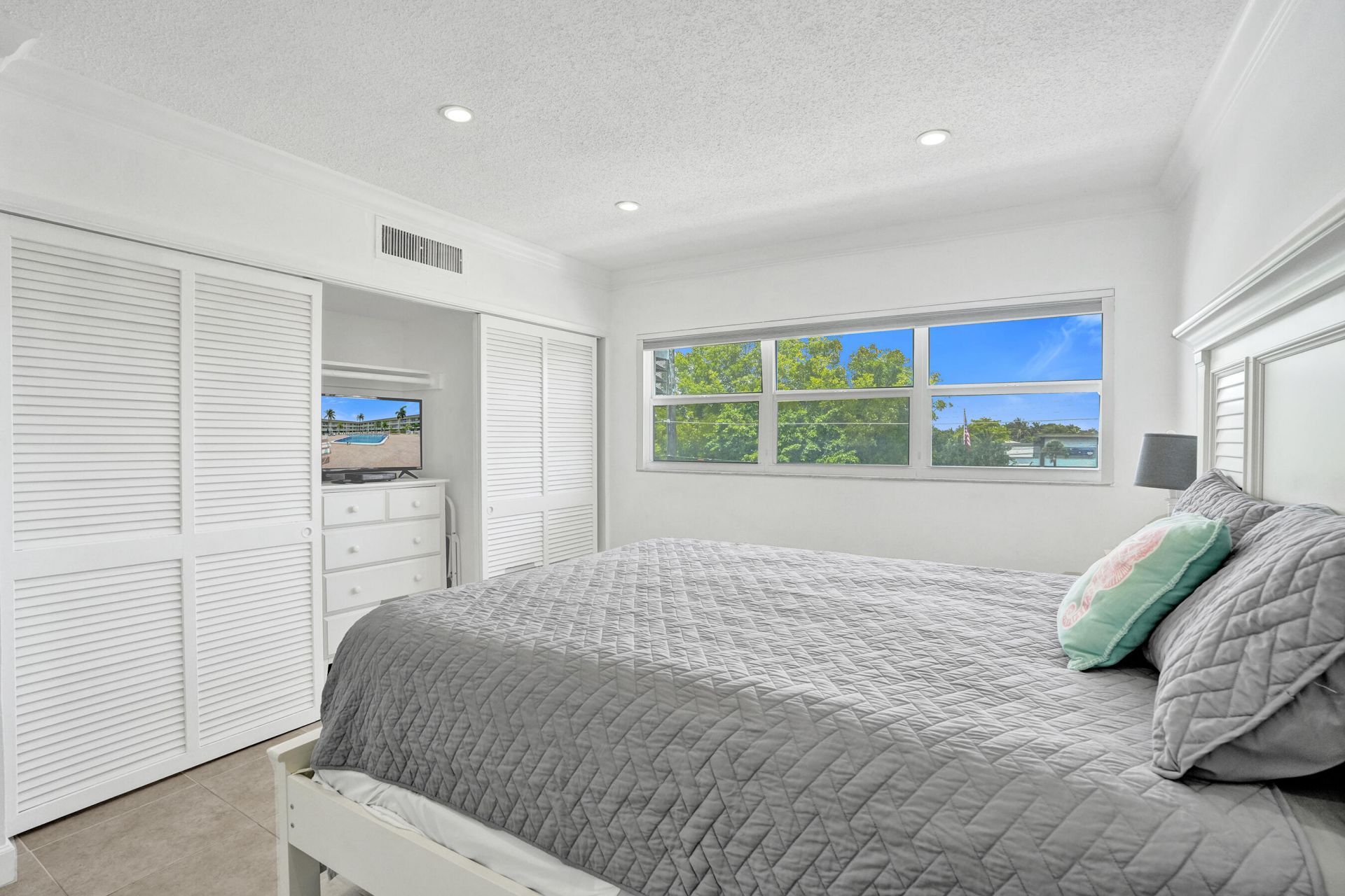 5203 NE 24th Terrace, Unit B314, Fort Lauderdale, FL 33308 Photo