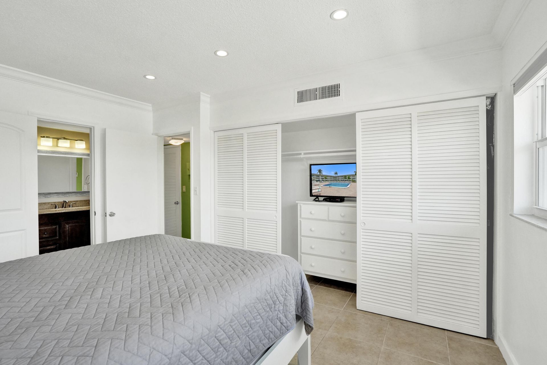 5203 NE 24th Terrace, Unit B314, Fort Lauderdale, FL 33308 Photo
