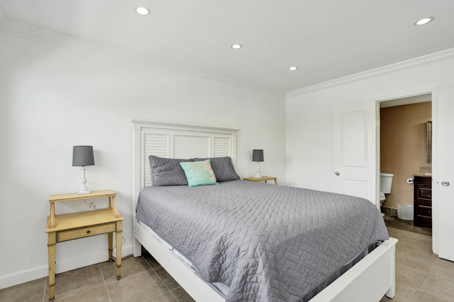 5203 NE 24th Terrace, Unit B314, Fort Lauderdale, FL 33308 Photo