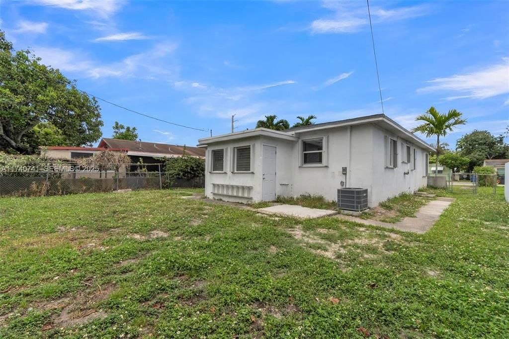 6340 Dawson Street, Hollywood, FL 33023 Photo