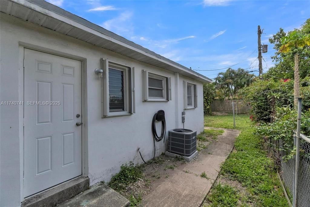 6340 Dawson Street, Hollywood, FL 33023 Photo