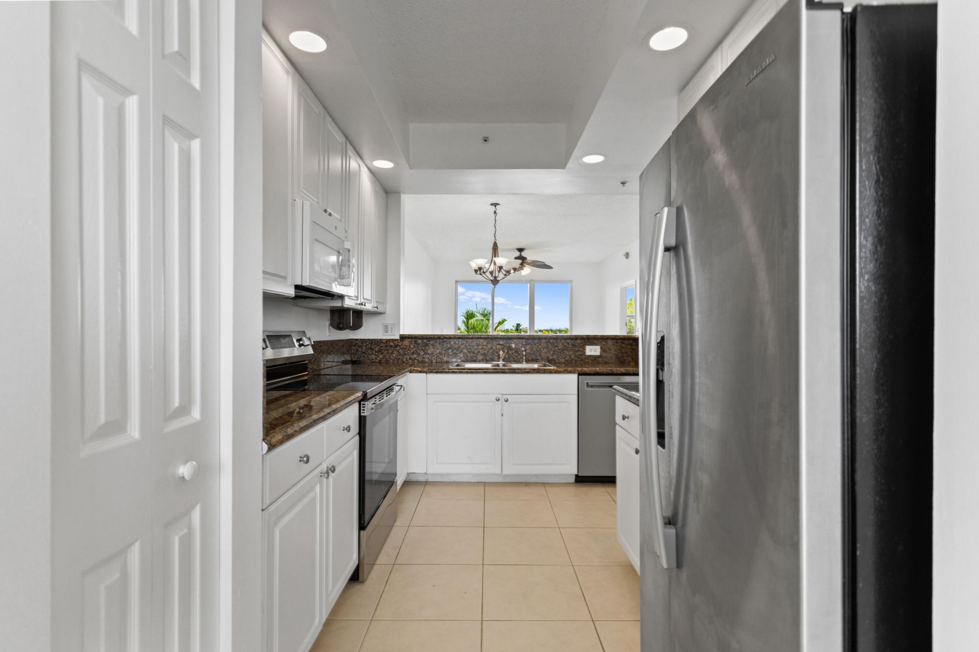 27 Royal Palm Way, Unit 503, Boca Raton, FL 33432 Photo