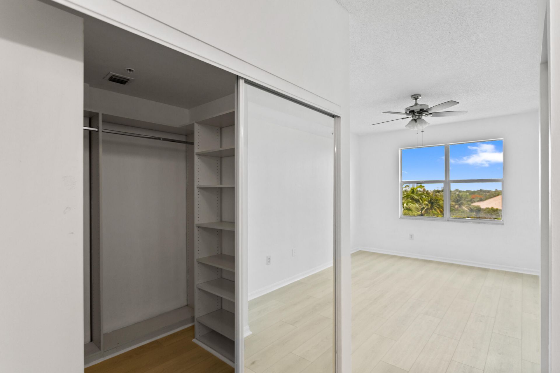 27 Royal Palm Way, Unit 503, Boca Raton, FL 33432 Photo