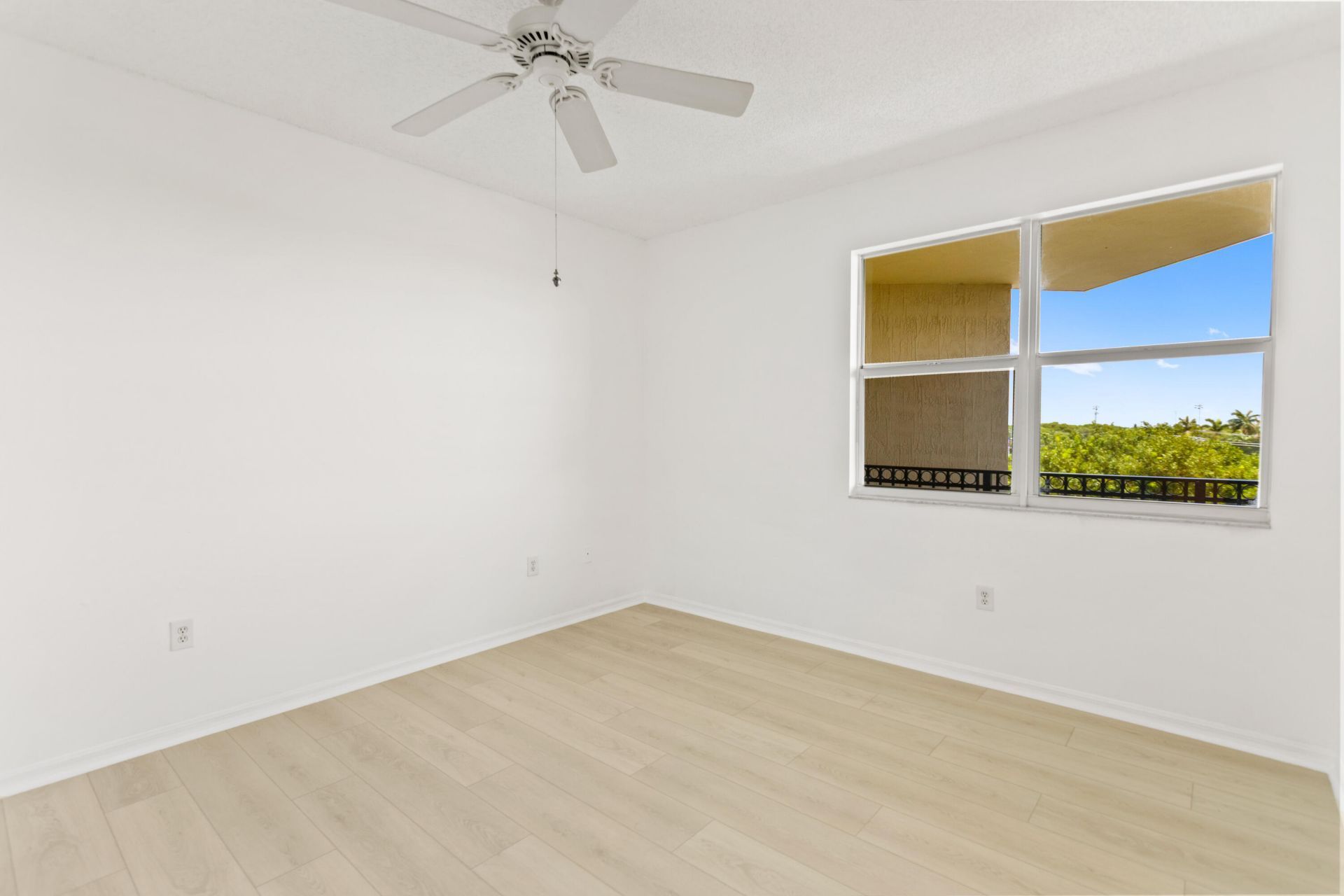 27 Royal Palm Way, Unit 503, Boca Raton, FL 33432 Photo