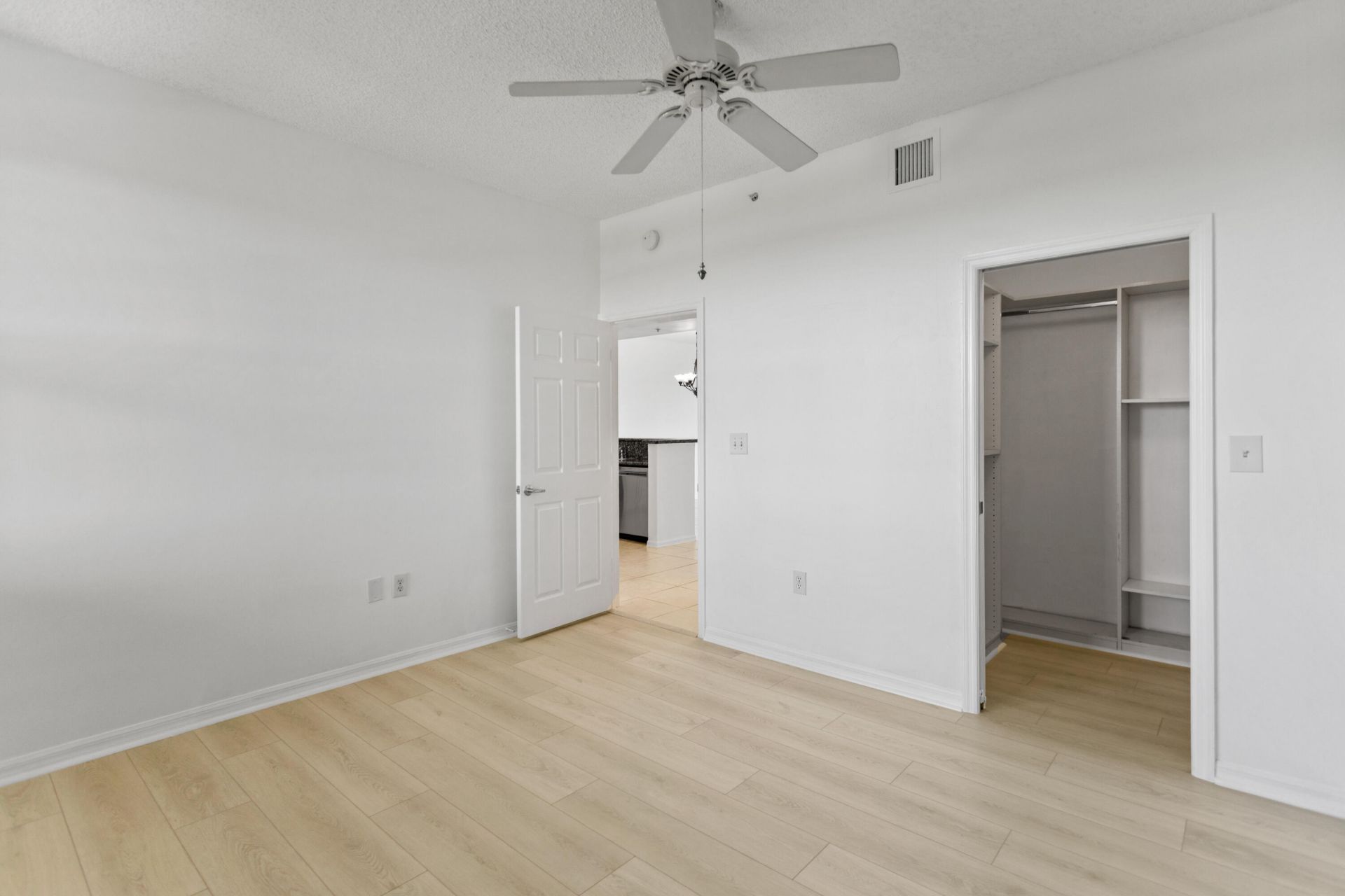 27 Royal Palm Way, Unit 503, Boca Raton, FL 33432 Photo