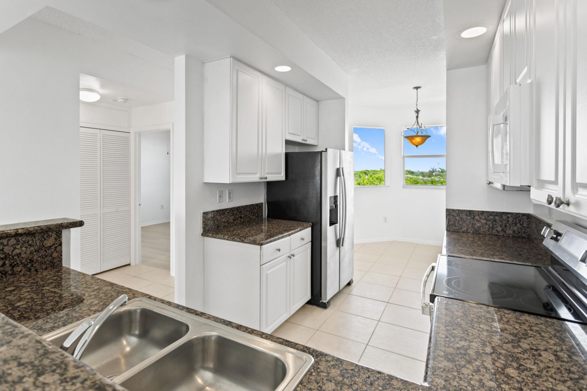 27 Royal Palm Way, Unit 503, Boca Raton, FL 33432 Photo
