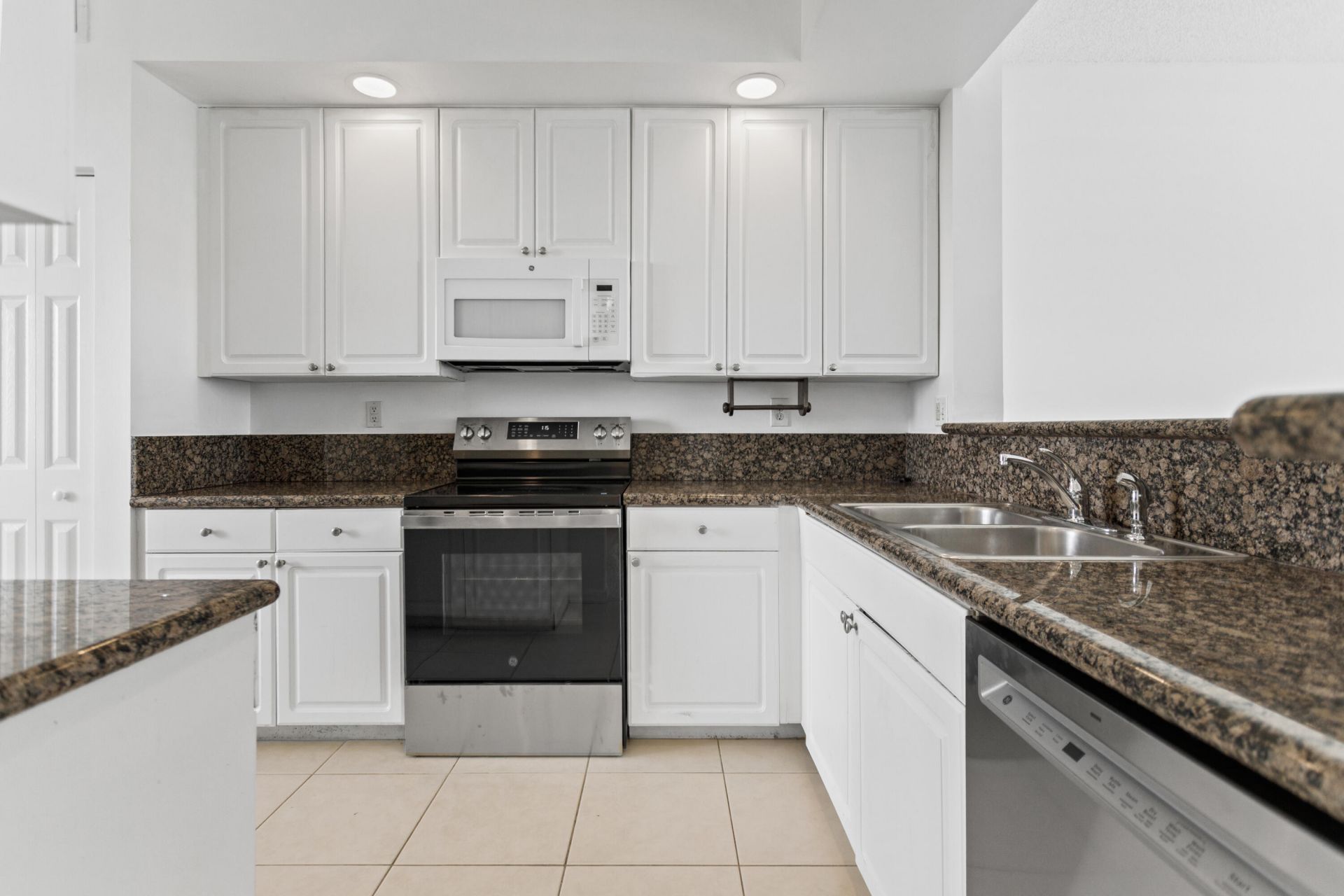 27 Royal Palm Way, Unit 503, Boca Raton, FL 33432 Photo