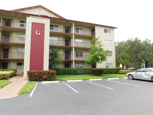 12800 SW 7th Court, Unit 115, Pembroke Pines, FL 33027