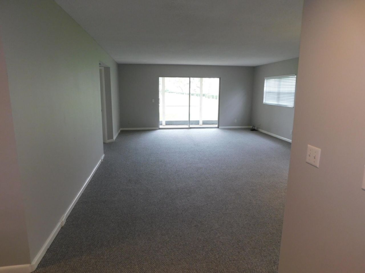 12800 SW 7th Court, Unit 115, Pembroke Pines, FL 33027 Photo