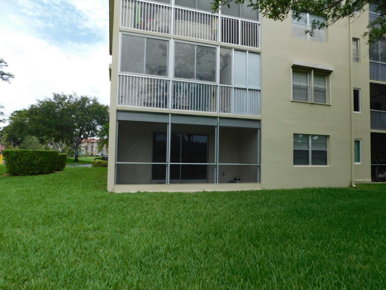 12800 SW 7th Court, Unit 115, Pembroke Pines, FL 33027 Photo