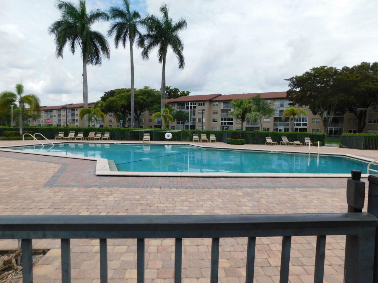 12800 SW 7th Court, Unit 115, Pembroke Pines, FL 33027 Photo