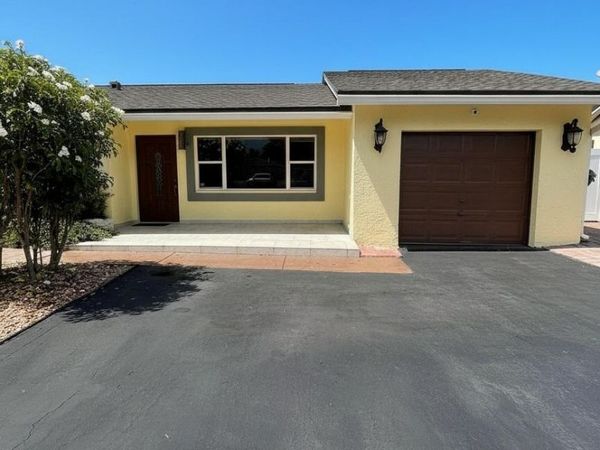 9585 Affirmed Lane, Boca Raton, FL 33496