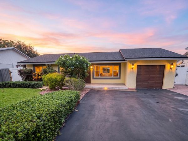 9585 Affirmed Lane, Boca Raton, FL 33496