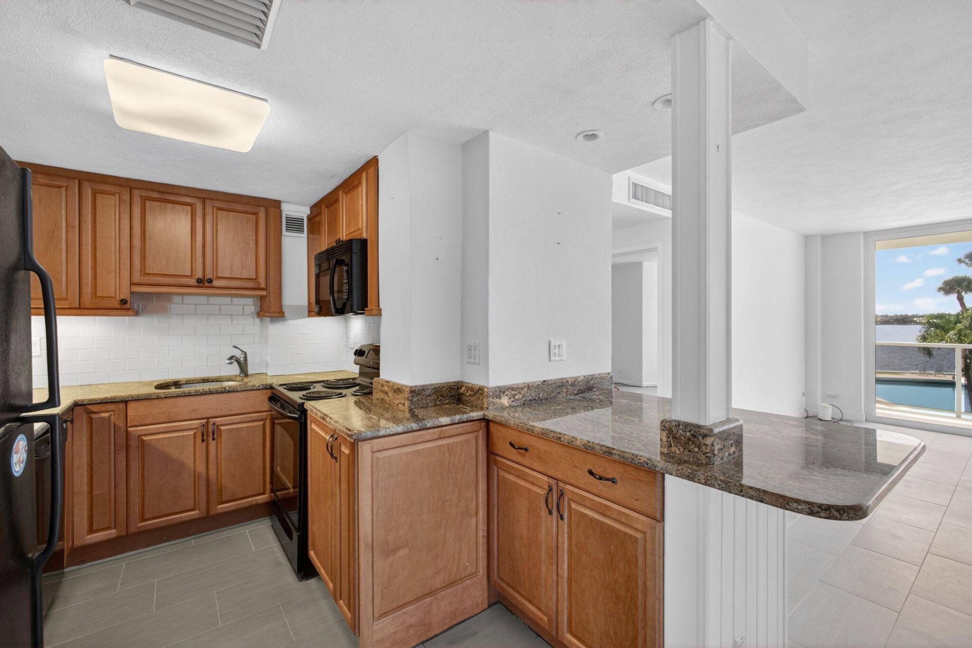 2800 N Flagler Drive, Unit 202, West Palm Beach, FL 33407 Photo