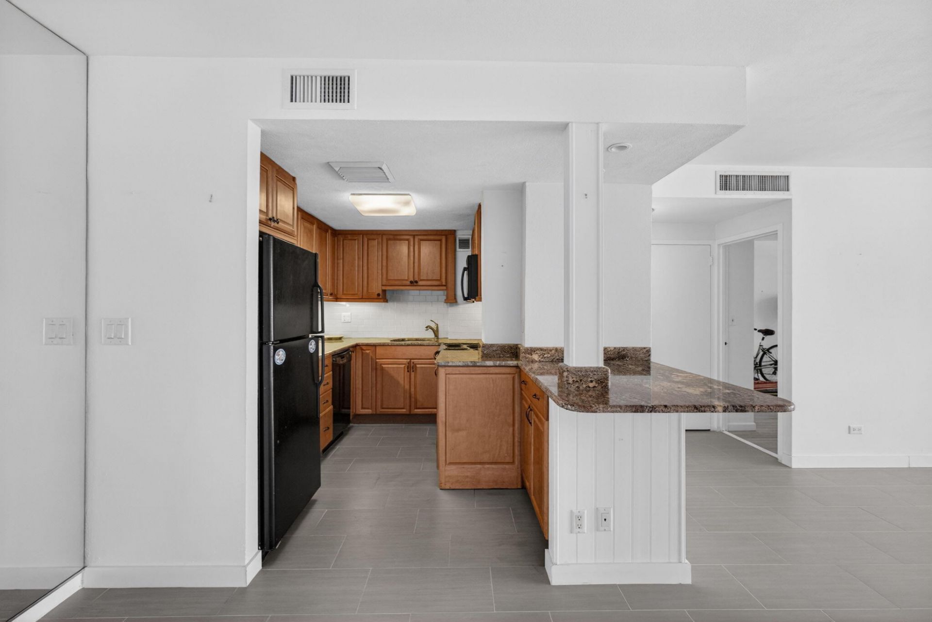 2800 N Flagler Drive, Unit 202, West Palm Beach, FL 33407 Photo