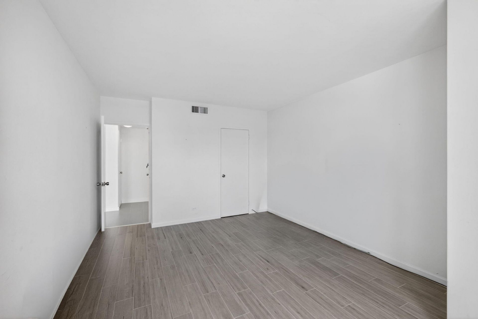 2800 N Flagler Drive, Unit 202, West Palm Beach, FL 33407 Photo