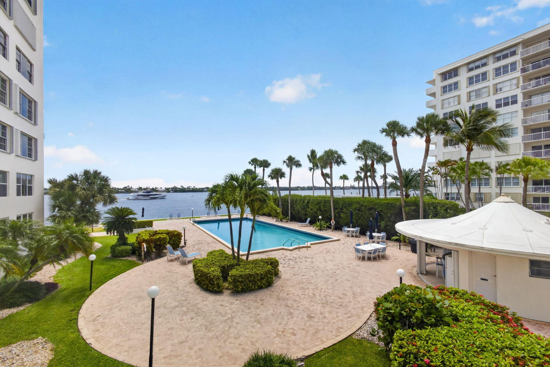 2800 N Flagler Drive, Unit 202, West Palm Beach, FL 33407 Photo