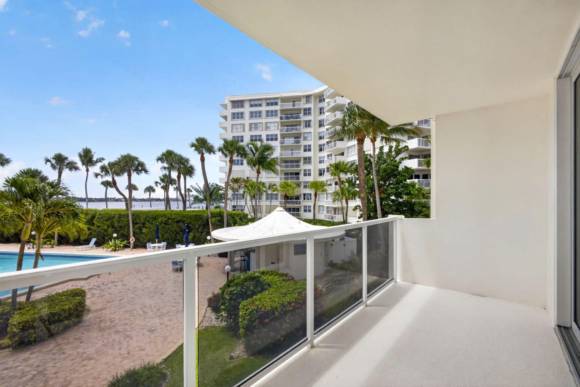 2800 N Flagler Drive, Unit 202, West Palm Beach, FL 33407 Photo