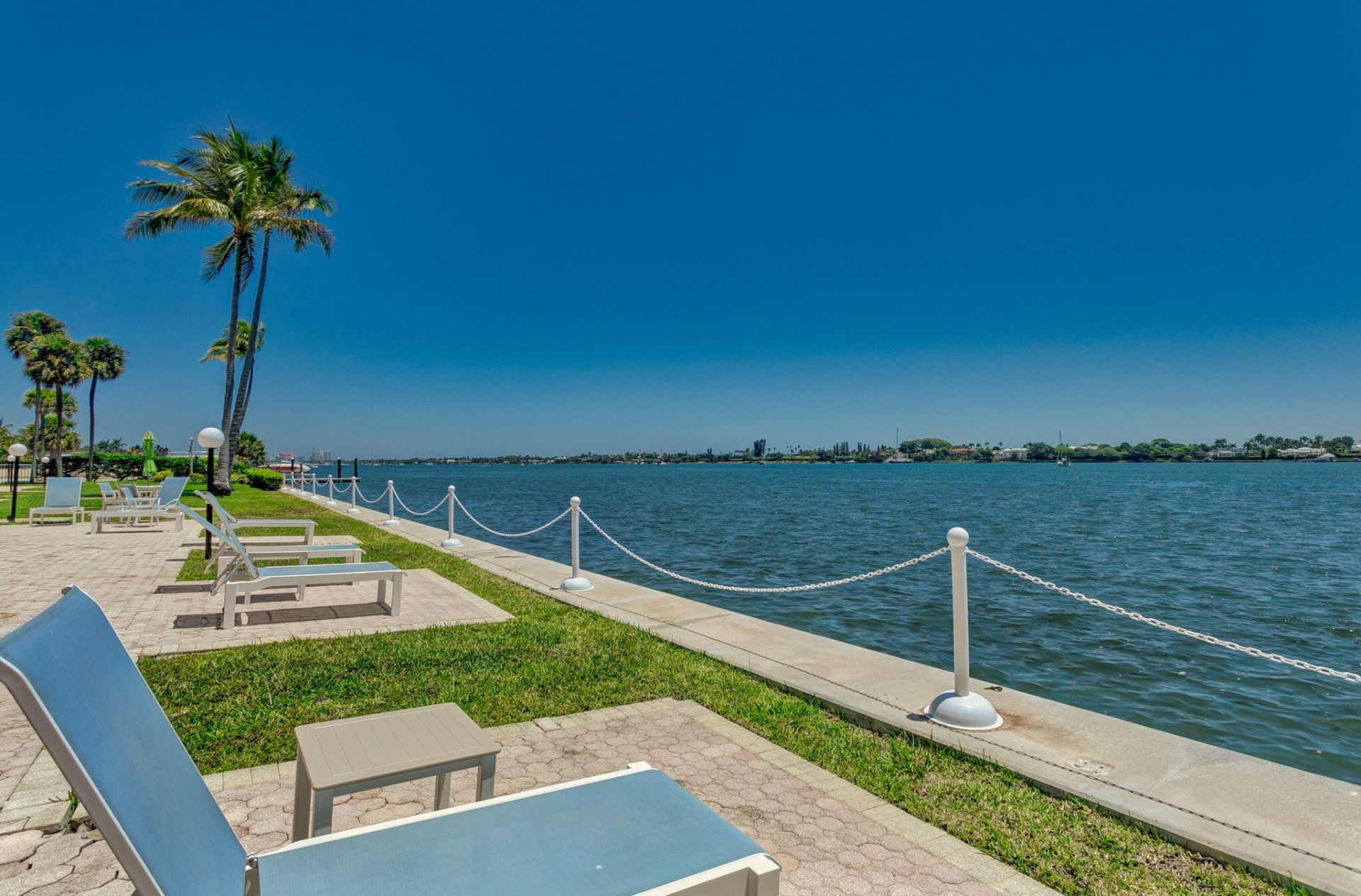 2800 N Flagler Drive, Unit 202, West Palm Beach, FL 33407 Photo