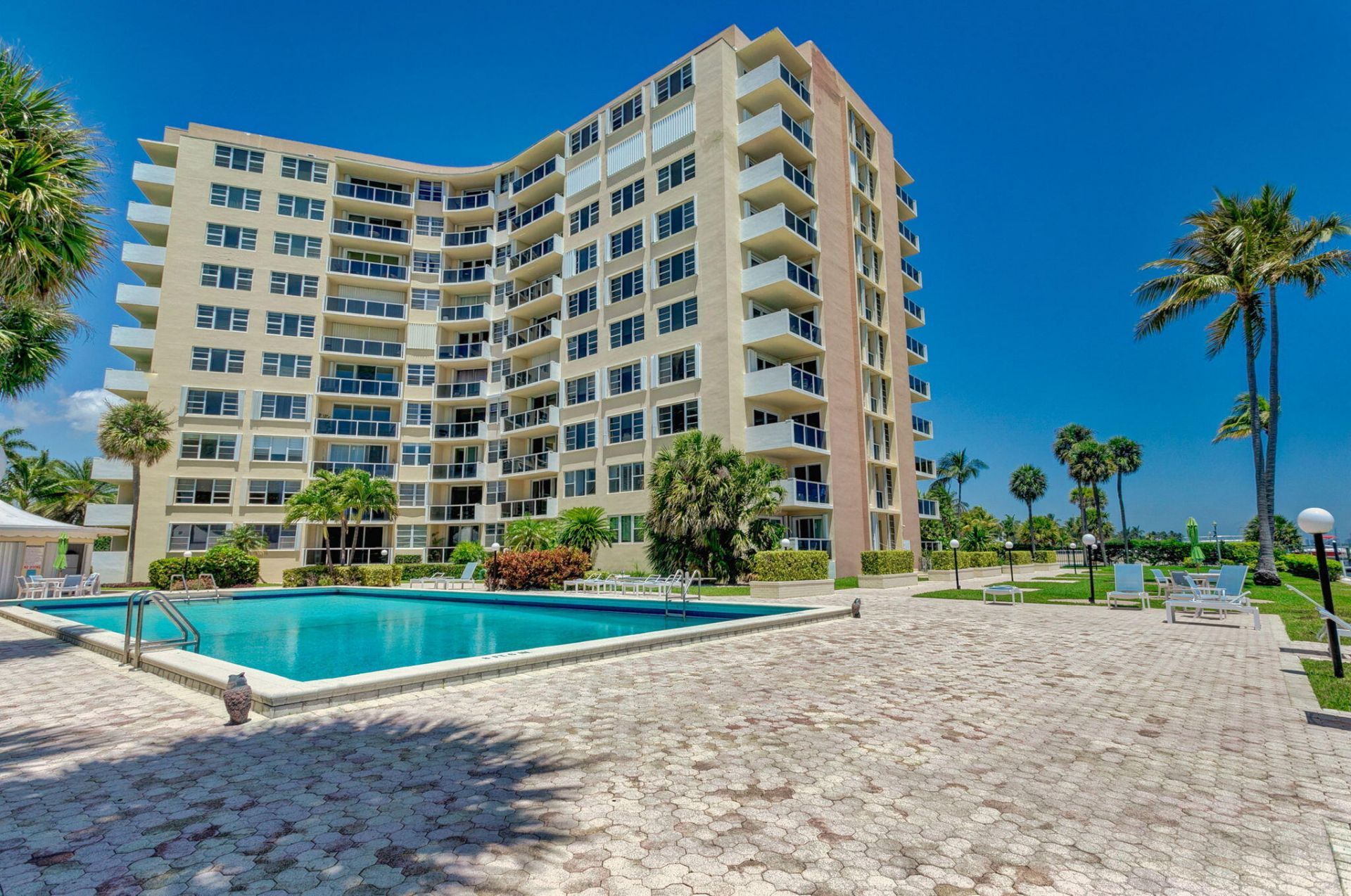 2800 N Flagler Drive, Unit 202, West Palm Beach, FL 33407 Photo