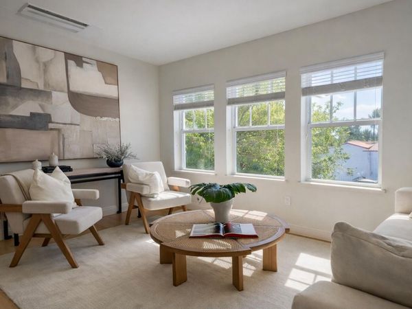 184 Sunset Avenue, Unit 303, Palm Beach, FL 33480