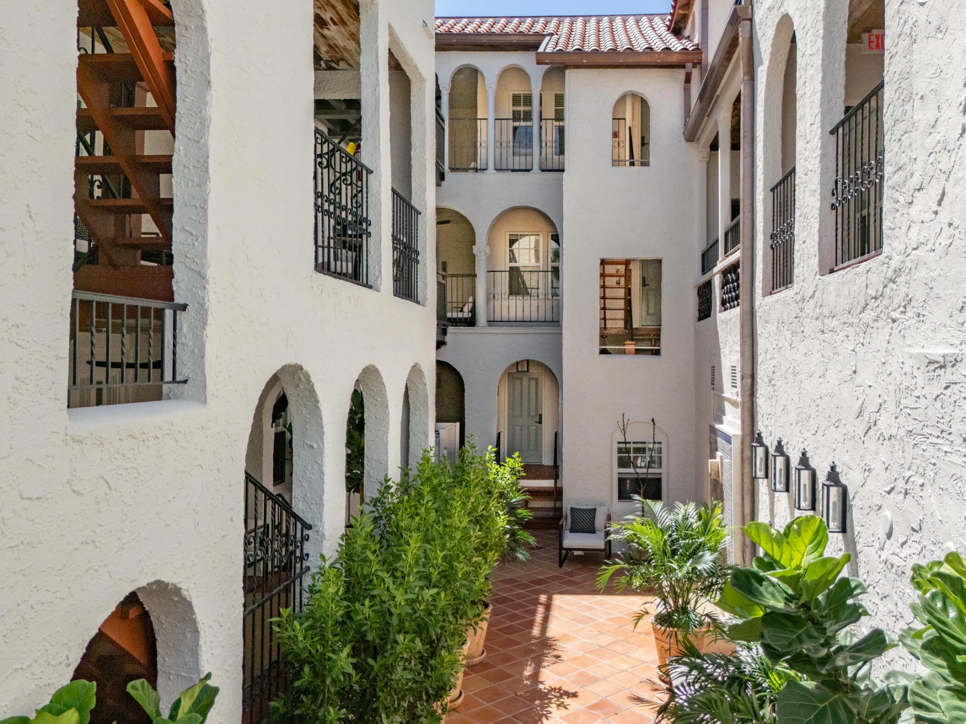184 Sunset Avenue, Unit 303, Palm Beach, FL 33480 Photo