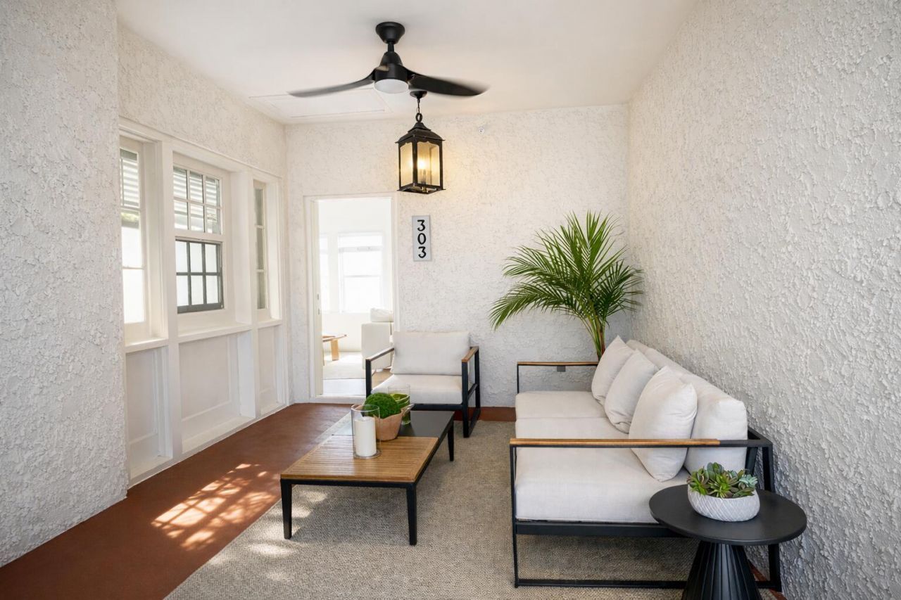 184 Sunset Avenue, Unit 303, Palm Beach, FL 33480 Photo