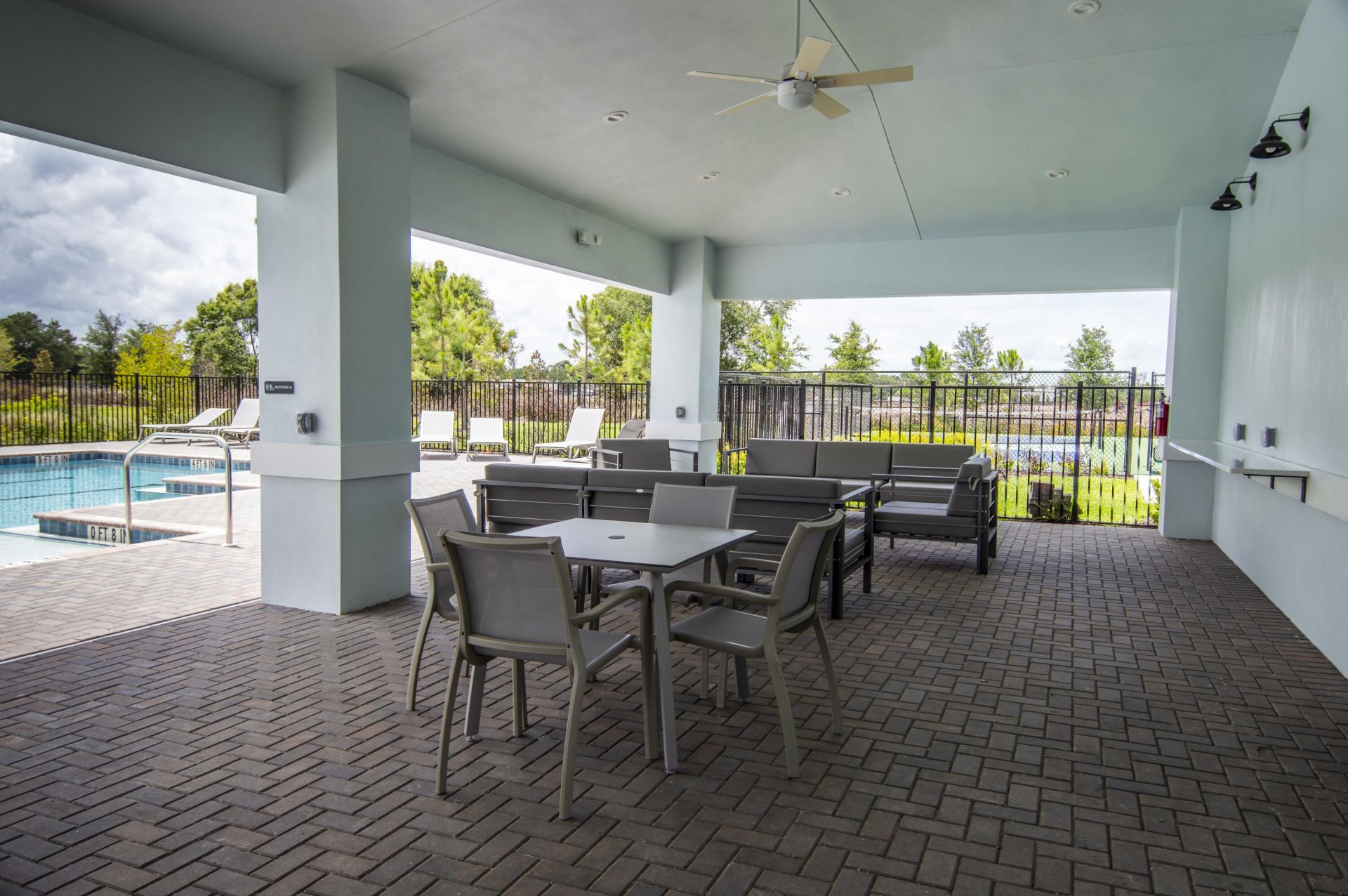 171 SE Birch Terrace, Stuart, FL 34997 Photo