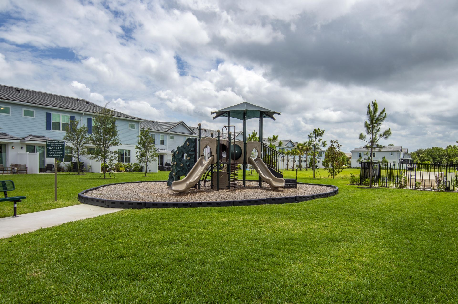 171 SE Birch Terrace, Stuart, FL 34997 Photo