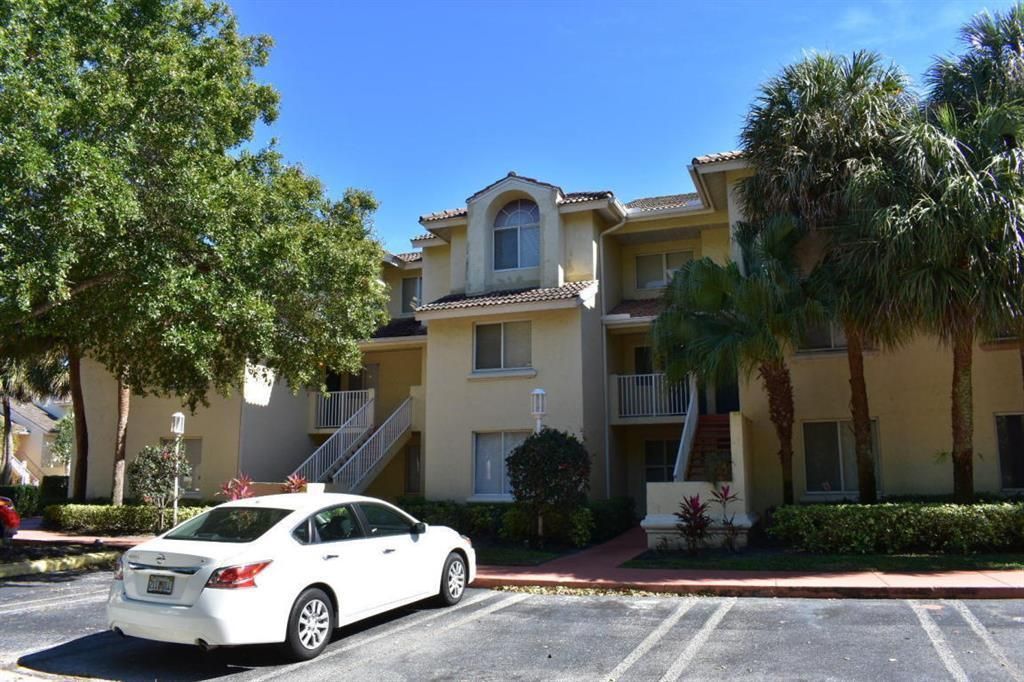 7108 Glenmoor Drive, Unit 7108, West Palm Beach, FL 33409 Photo