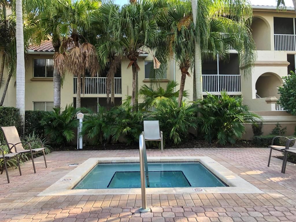 7108 Glenmoor Drive, Unit 7108, West Palm Beach, FL 33409 Photo