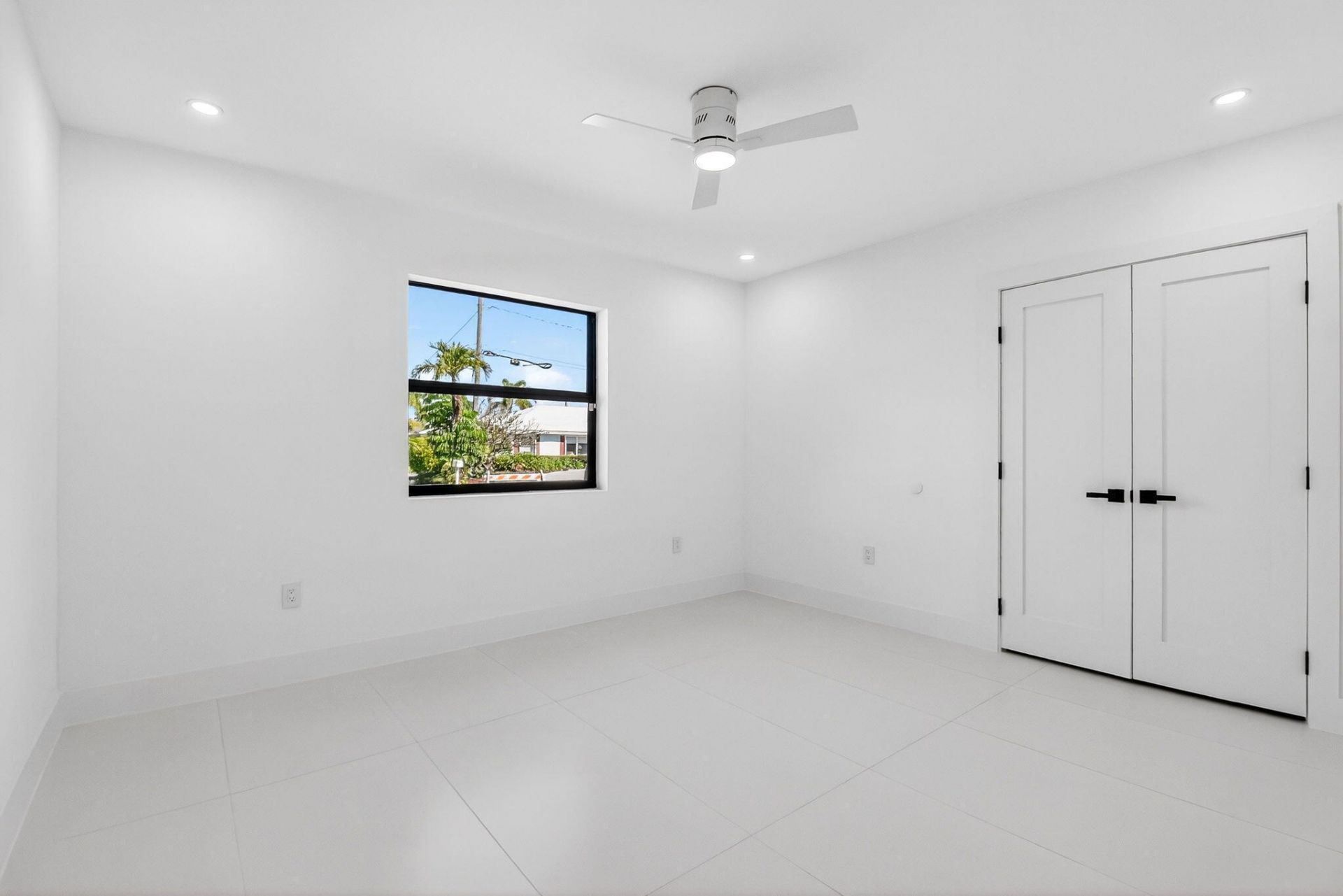 1410 N Beta Ct Court N, Lake Clarke Shores, FL 33406 Photo