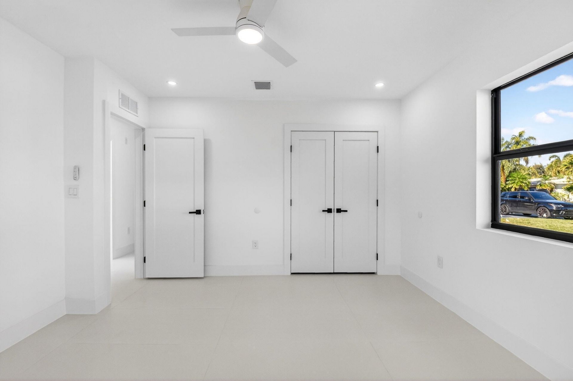 1410 N Beta Ct Court N, Lake Clarke Shores, FL 33406 Photo